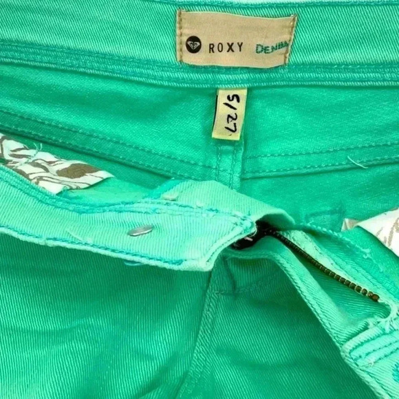 ROXY DENIM  SHORT - Picture 5 of 5